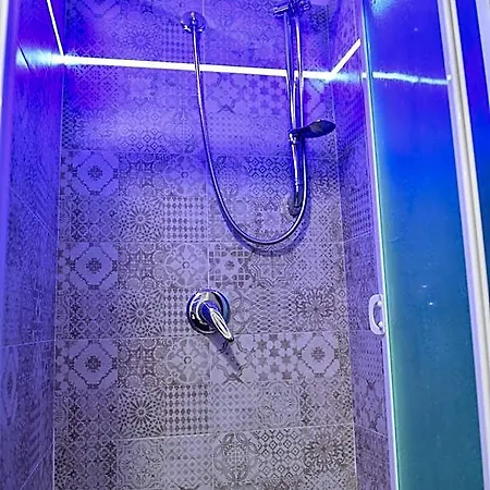 Famigi 4* Nápoles