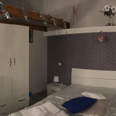 Famigi Bed & Breakfast 2*