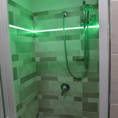 Famigi Bed & Breakfast 3*