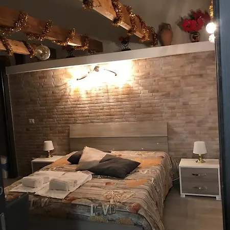 Famigi Bed & Breakfast Naples